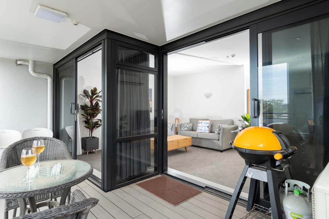 Rooftop Retreat - Mount Maunganui Holiday Home Екстер'єр фото