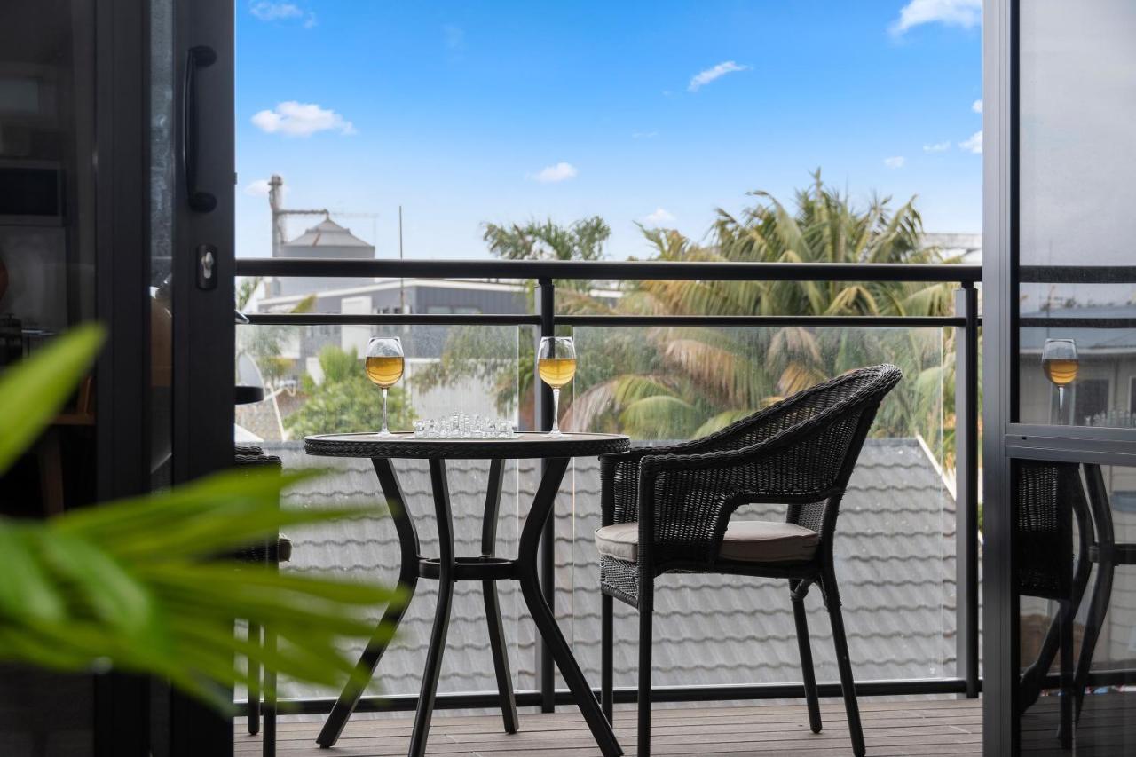 Rooftop Retreat - Mount Maunganui Holiday Home Екстер'єр фото